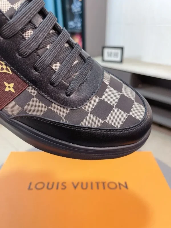 Louis Vuitton Beverly Hills Men's Black Leather Sneakers
