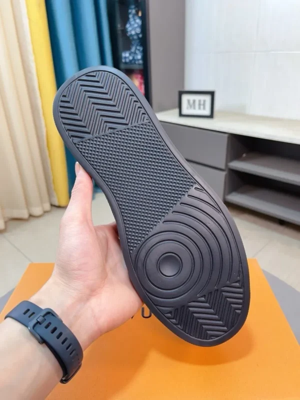 Louis Vuitton Beverly Hills Men's Black Leather Sneakers