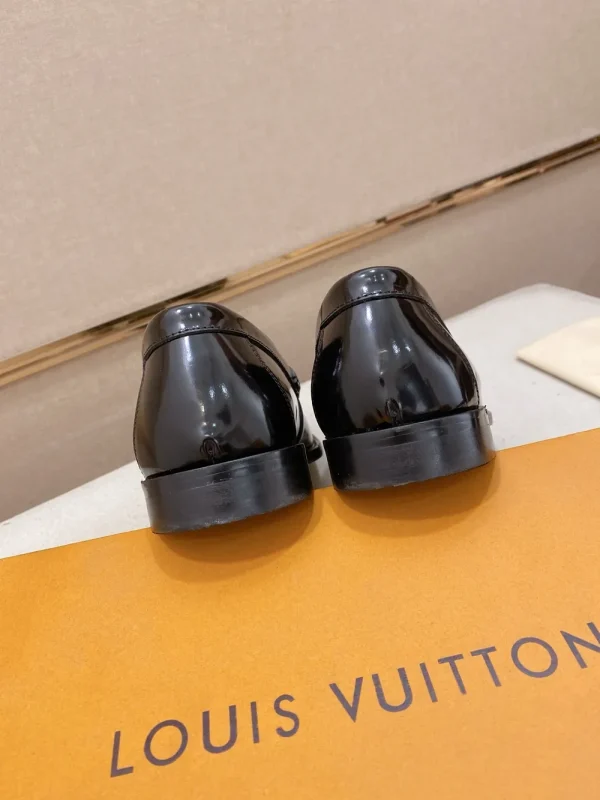Louis Vuitton Major Loafer - Black Leather Elegance