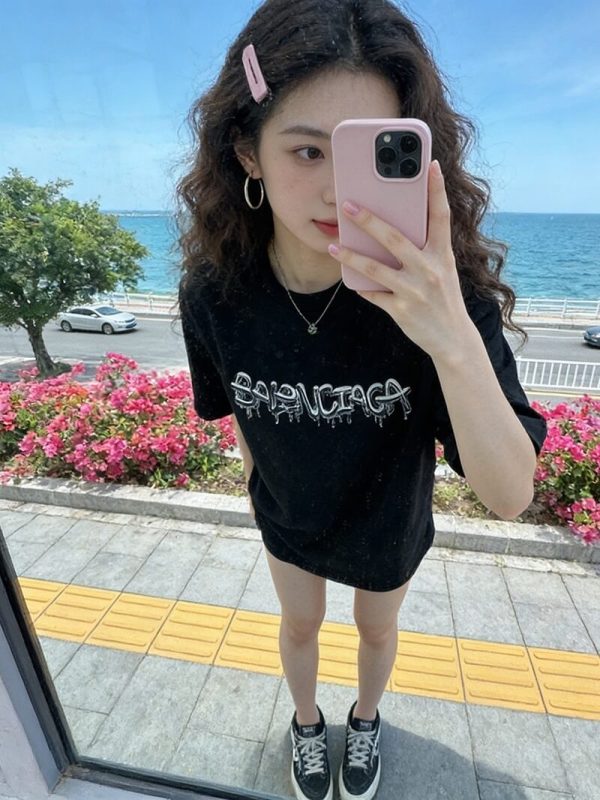 Balenciaga Slime Tee Print Short-Sleeve Shirt- Black