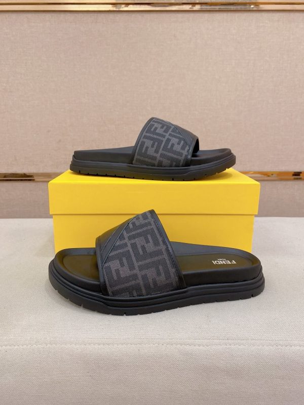 Fendi -black -slides (3) Fendi black slides