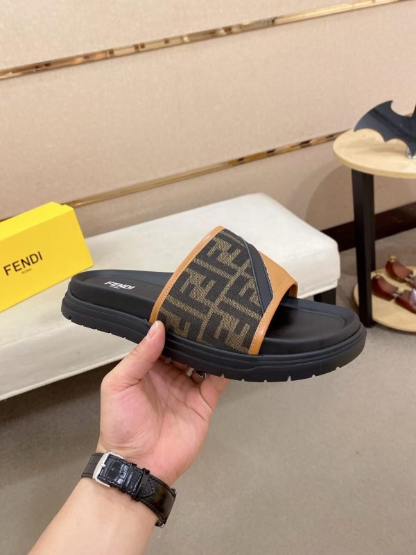 Fendi- black- slides (4) Fendi black slides