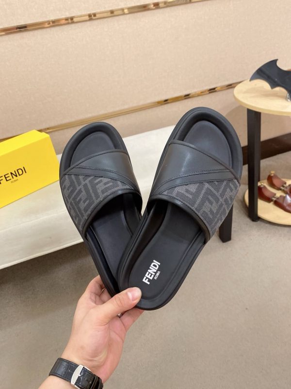 Fendi -black -slides (5) Fendi black slides