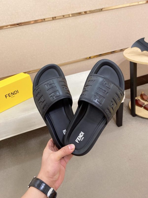 Fendi- black -slides (5) Fendi black slides