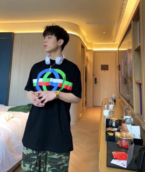 Gucci Round GG Print T-Shirt- Black