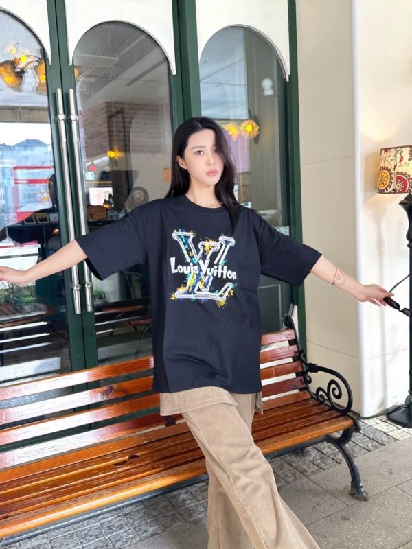 Louis Vuitton Graphic T-shirt- Black
