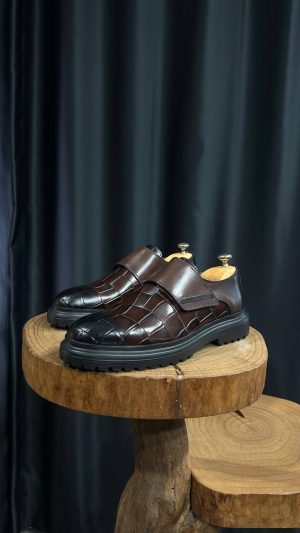 Mahogany Croc-Embossed Hybrid Loafer | The Modern Occasion Edition