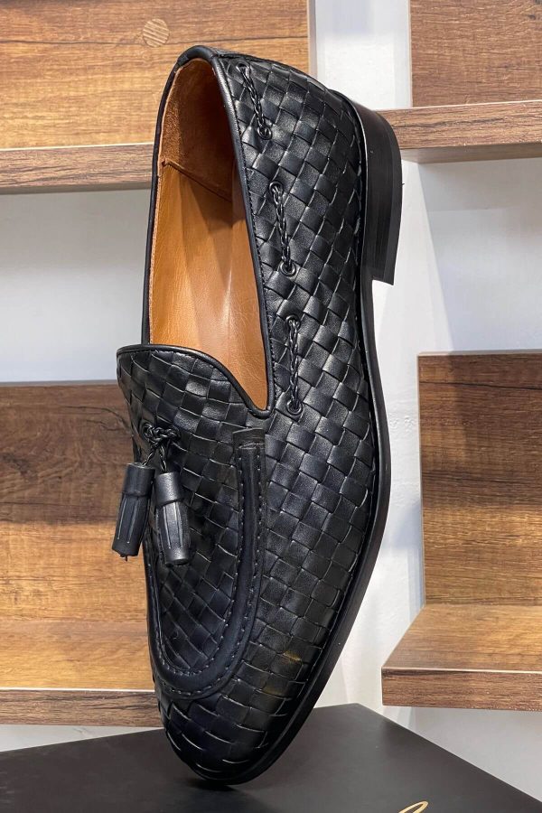 Onyx-Woven-Calfskin-Tassel-Loafer-The-Summer-Black-Tie-Edition (5) Onyx Woven Calfskin Tassel Loafer | The Summer Black Tie Edition