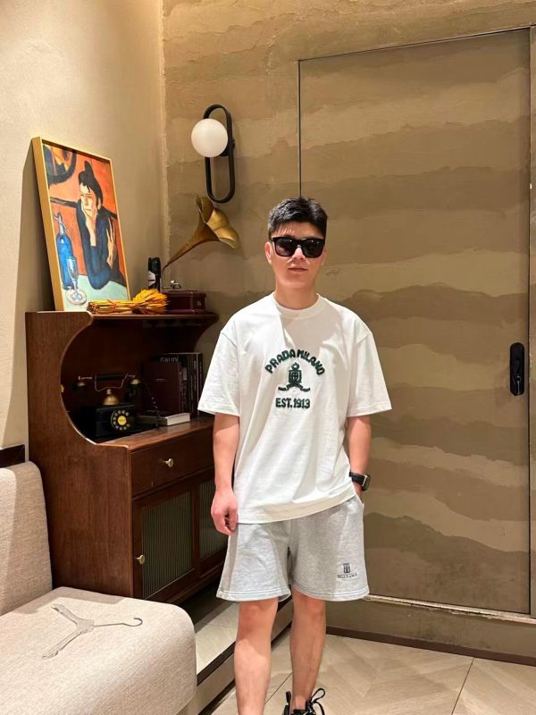 Prada Logo-Print Cotton-Jersey T-Shirt- White (2) Prada Logo-Print Cotton-Jersey T-Shirt- White