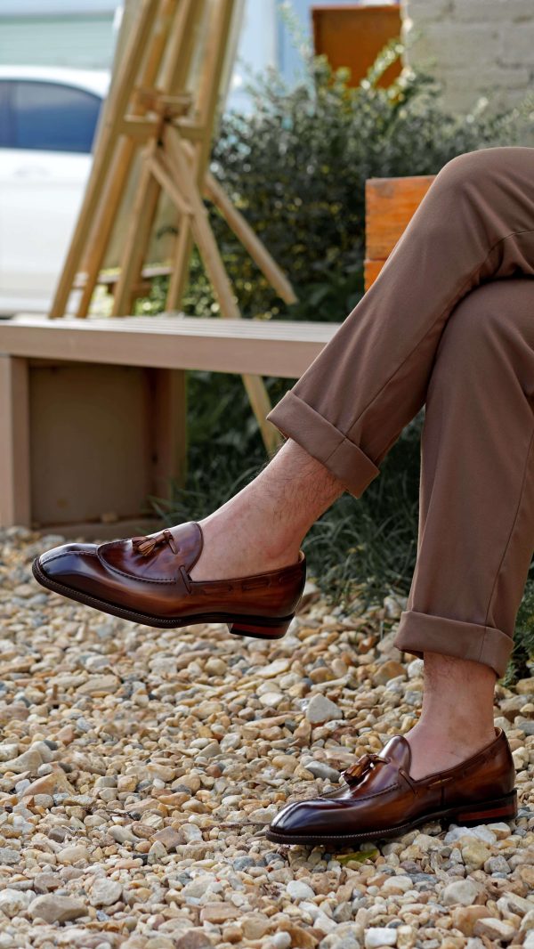 Sienna Hand-Burnished Tassel Loafer | The Italian Social Edition