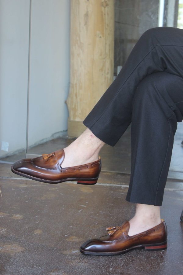 Sienna Hand-Burnished Tassel Loafer | The Italian Social Edition
