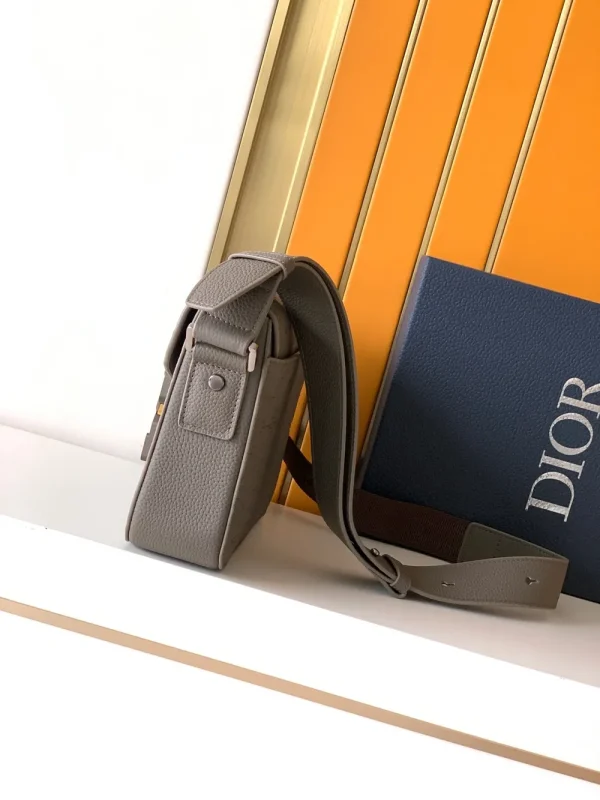 Dior Small Saddle Messenger Bag in Gray Leather