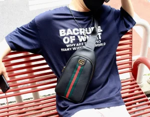 Gucci GG Supreme Men's Slingbag - Boutique Material