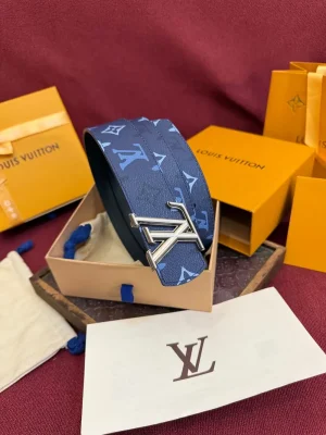 Louis Vuitton LV Dimension 40mm Reversible Belt