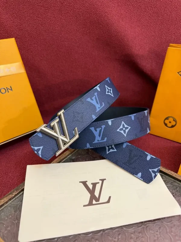 Louis Vuitton LV Dimension 40mm Reversible Belt