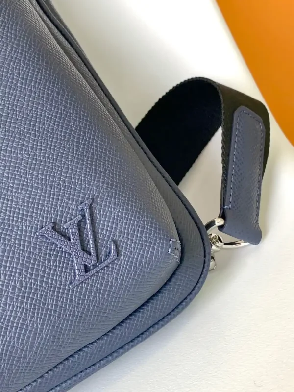 Louis Vuitton Avenue Men's Black Sling Bag - Boutique