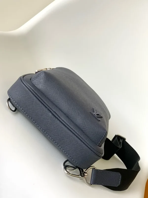Louis Vuitton Avenue Men's Black Sling Bag - Boutique