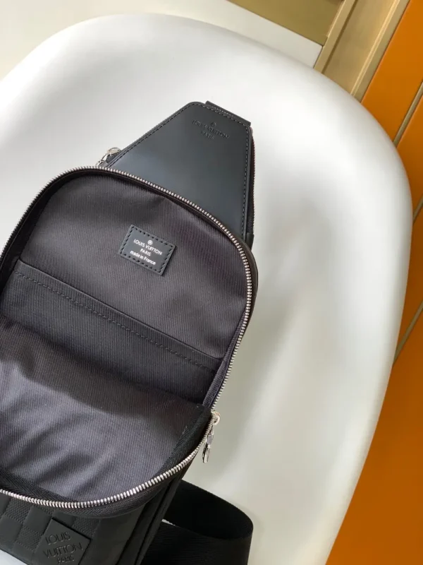 Louis Vuitton Avenue Sling Bag Men's Black Leather