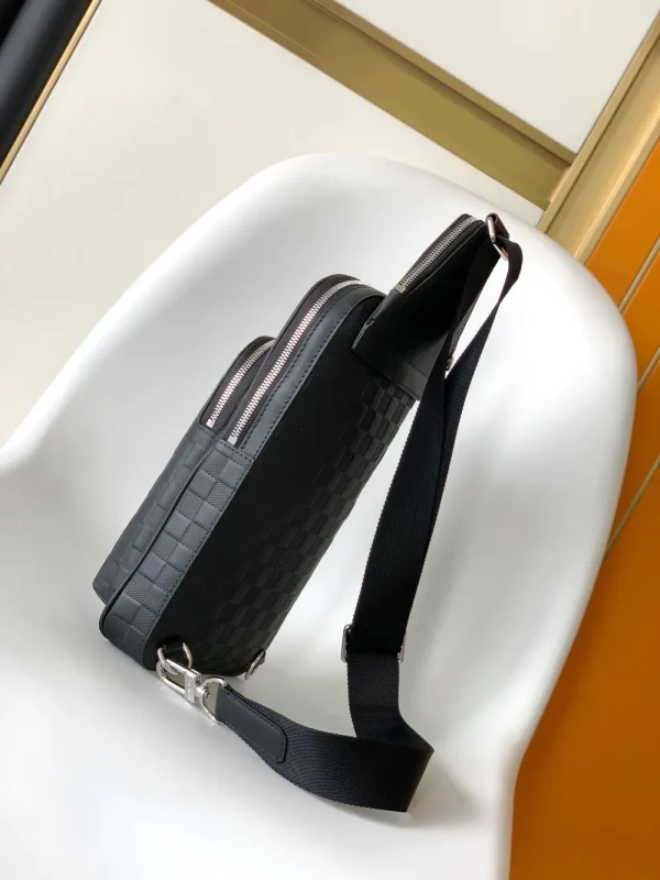 Louis Vuitton Avenue Sling Bag Men's Black Leather