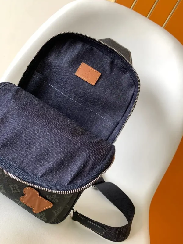 Louis Vuitton Avenue Sling Bag Men's Monogram Canvas