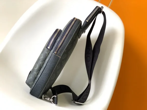 Louis Vuitton Avenue Sling Bag Men's Monogram Canvas