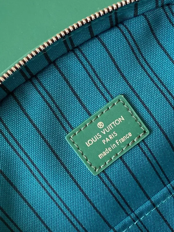 Louis Vuitton Avenue Slingbag Men's Canvas Brown