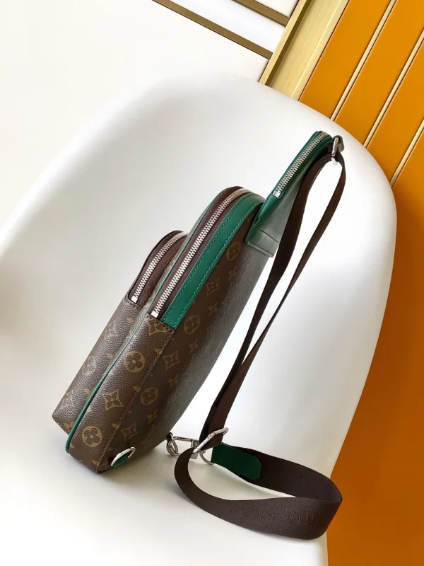 Louis Vuitton Avenue Slingbag Men's Canvas Brown