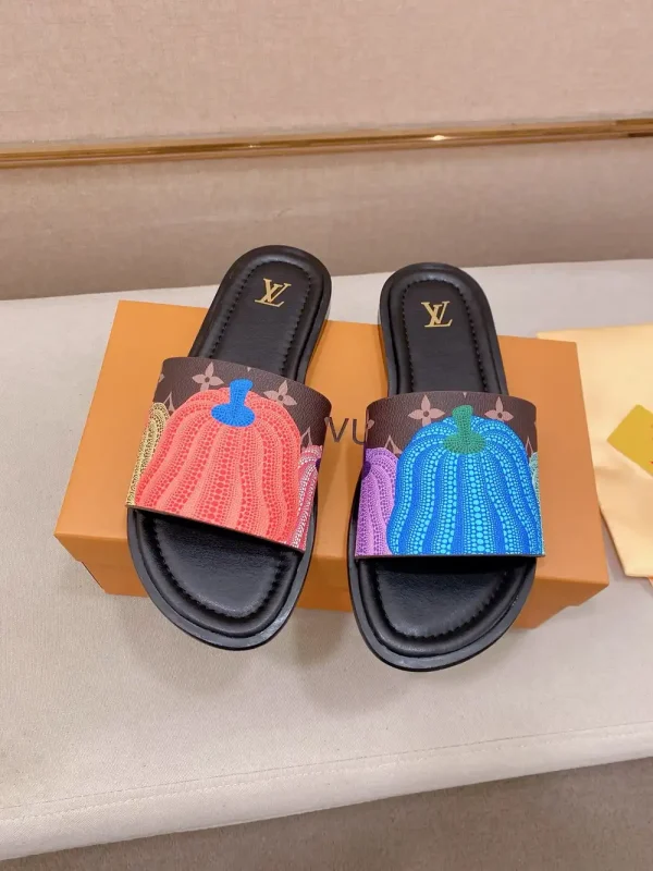 Louis Vuitton Multicolour Canvas Slide with Italian Fabric