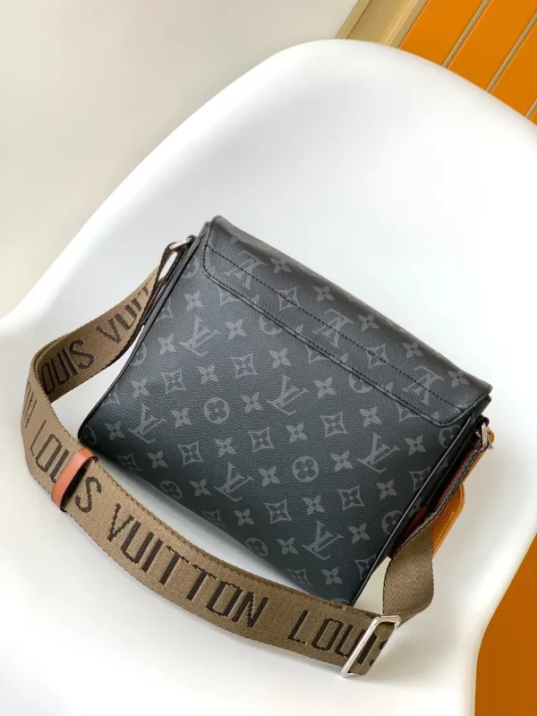 Louis Vuitton District PM Black Monogram Messenger Bag