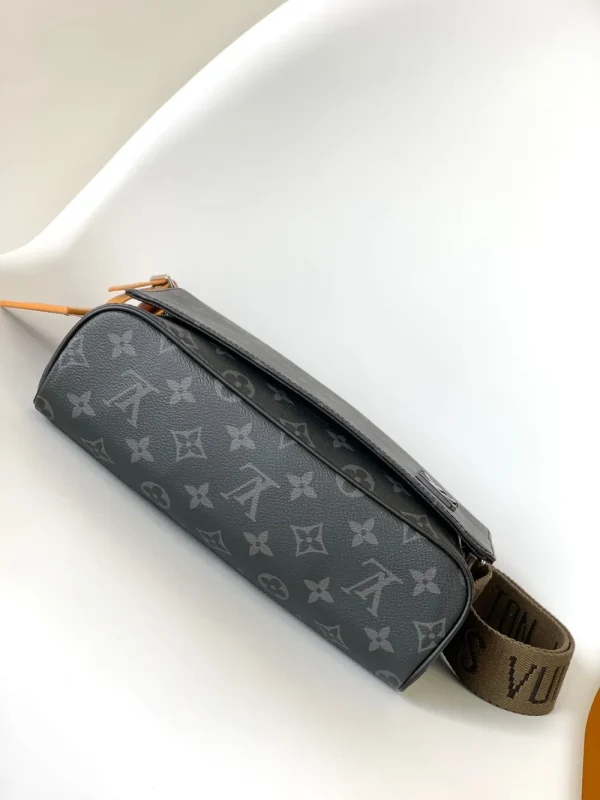 Louis Vuitton District PM Black Monogram Messenger Bag