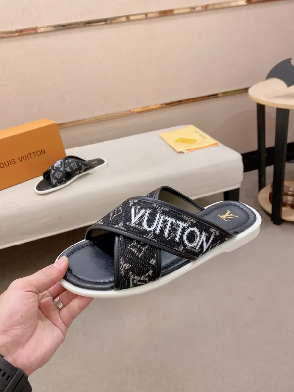 Louis Vuitton Honolulu Mule Men's Black Slide