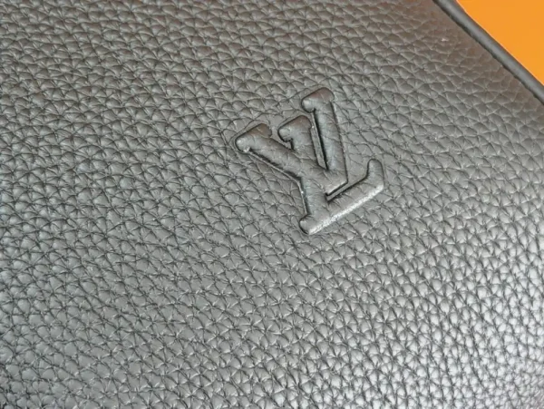 Louis Vuitton Keepall Bandoulière Men's Black Bag