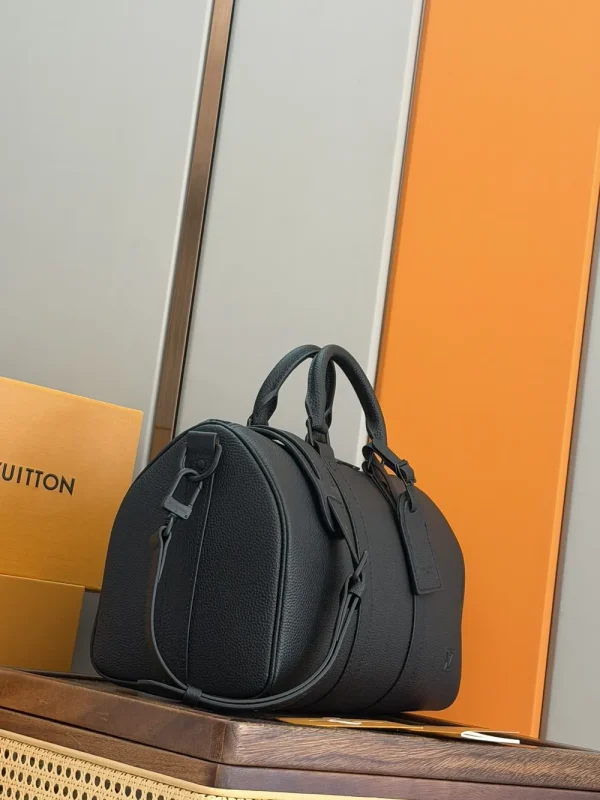 Louis Vuitton Keepall Bandoulière Men's Black Bag