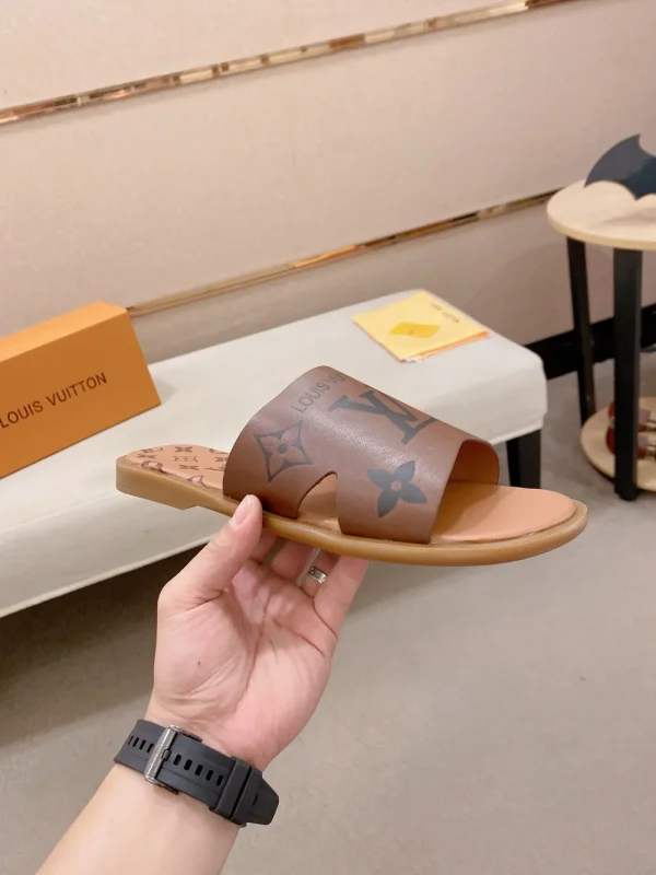 Louis Vuitton Lock It Men's Leather Slide - Comfort