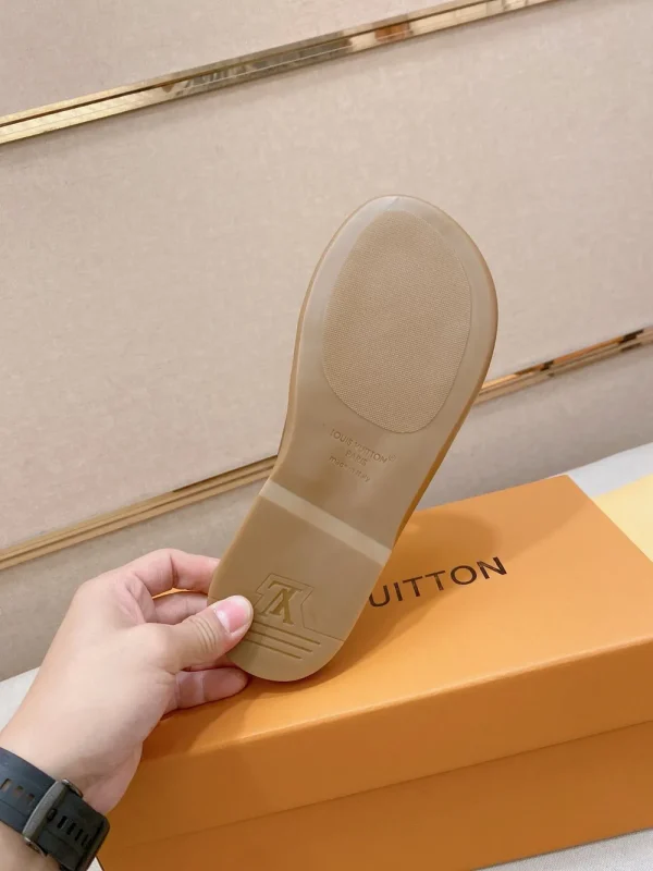 Louis Vuitton Lock It Men's Leather Slide - Comfort
