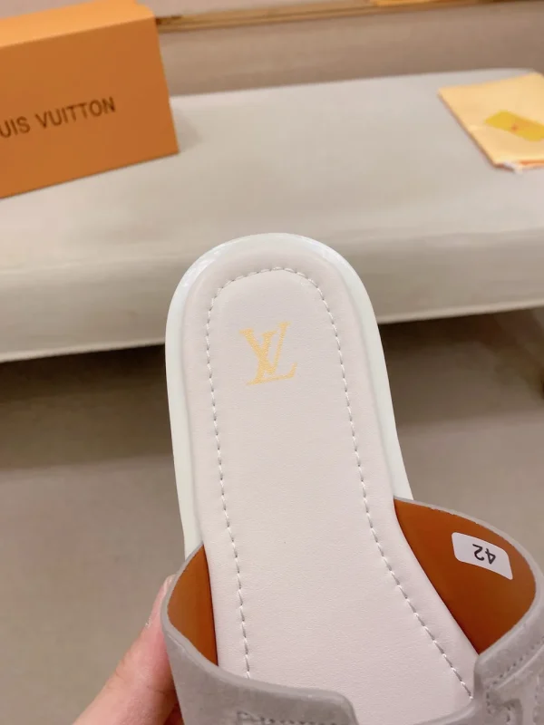 Louis Vuitton Men's Beige Comfort Mule Slide