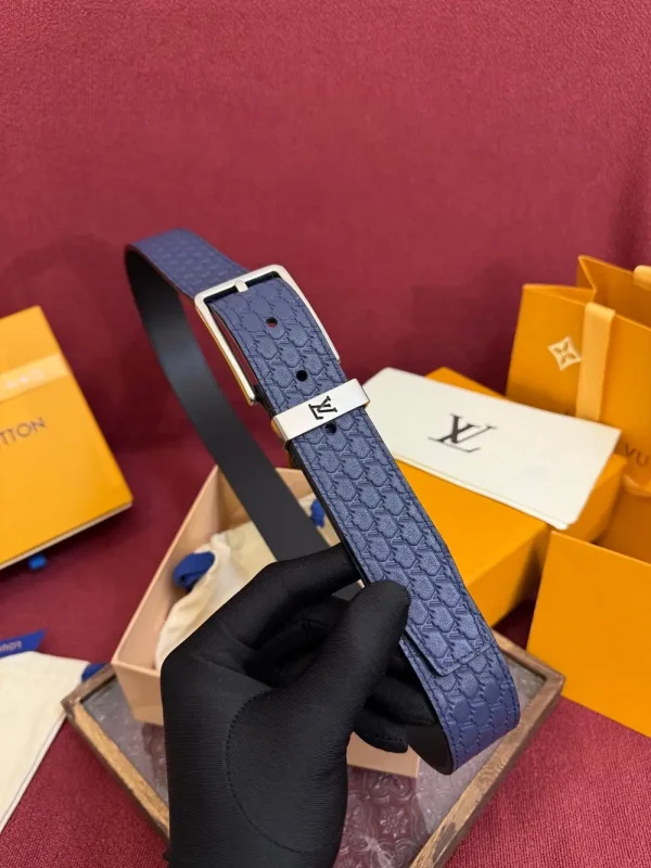 Louis Vuitton LV Iconic Men's Black Leather Belt