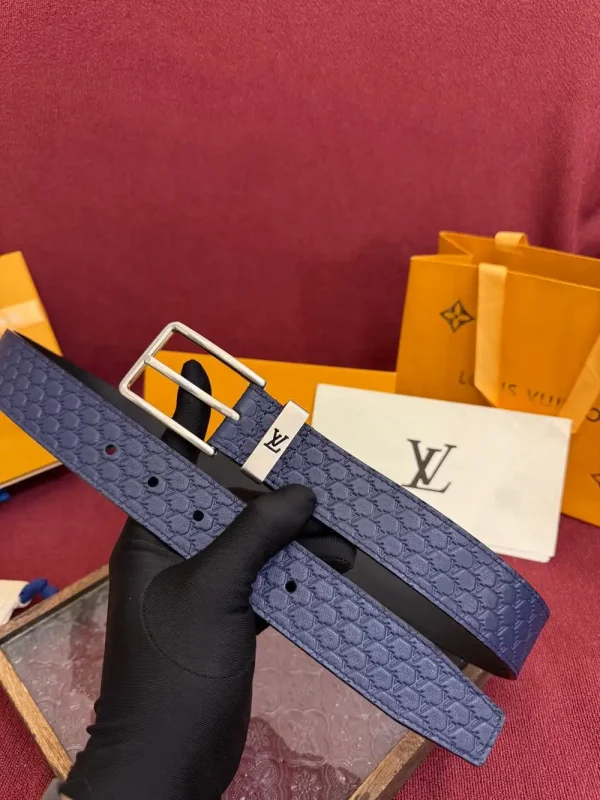 Louis Vuitton LV Iconic Men's Black Leather Belt