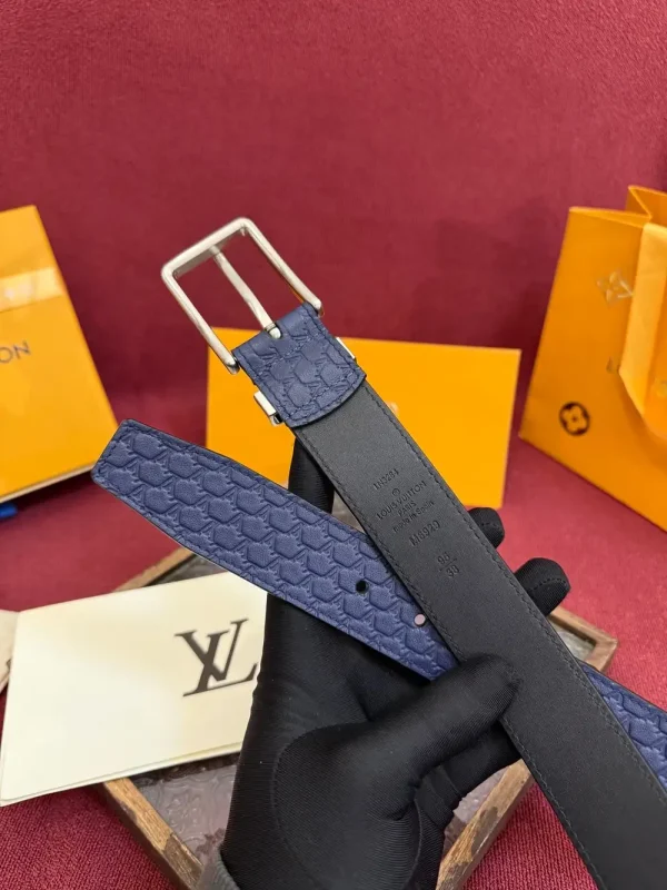 Louis Vuitton LV Iconic Men's Black Leather Belt