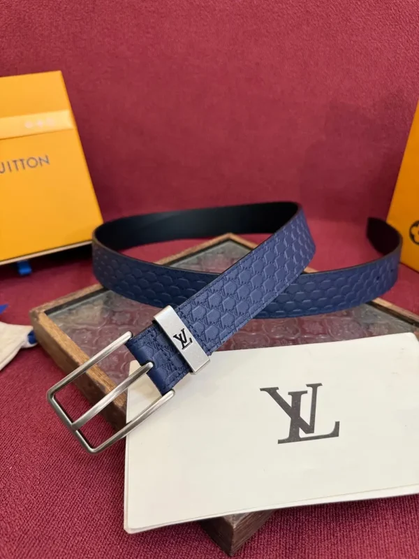 Louis Vuitton LV Iconic Men's Black Leather Belt