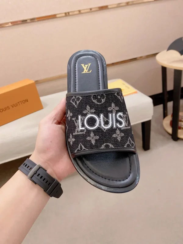 Louis Vuitton Men's Black Canvas Slide - Pool Pillow Mule