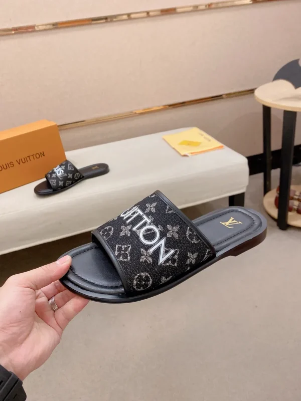 Louis Vuitton Men's Black Canvas Slide - Pool Pillow Mule