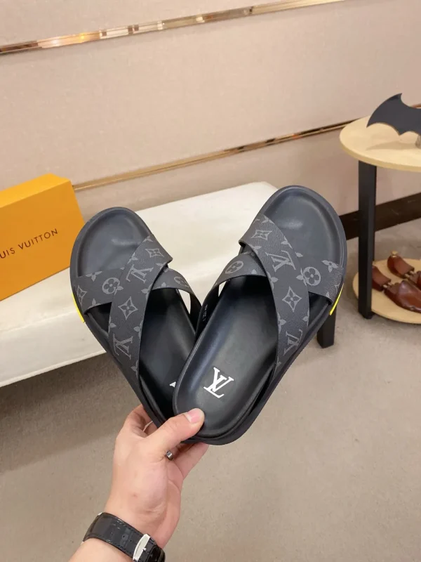 Louis Vuitton Oasis Mule Men's Black Leather Slide