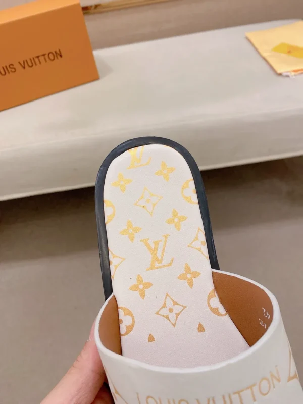 Louis Vuitton Pool Pillow Flat Women's White Slide
