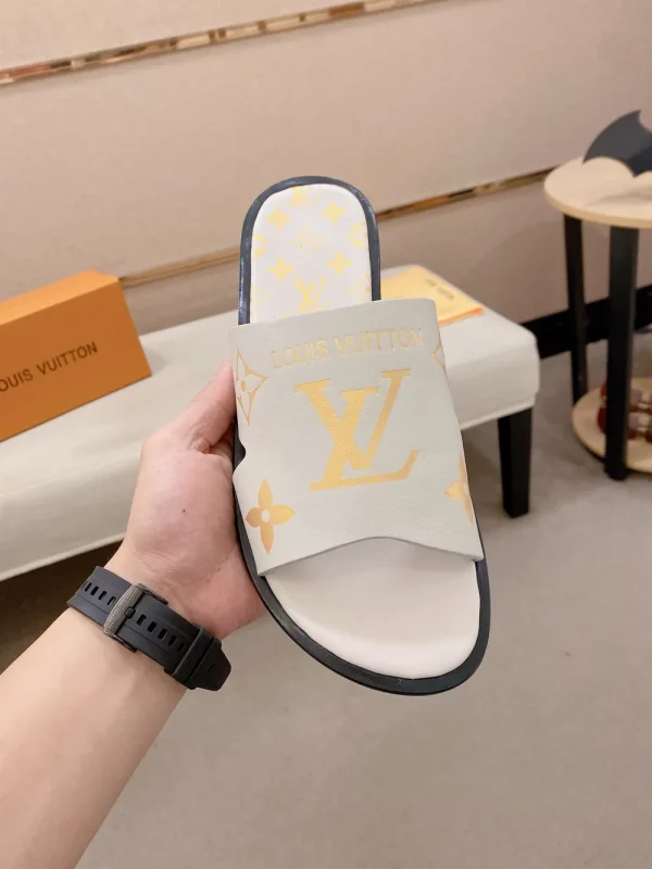 Louis Vuitton Pool Pillow Flat Women's White Slide