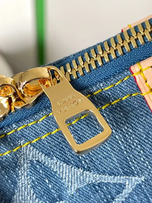 Louis Vuitton Keepall Bandouliere 45 Blue Denim