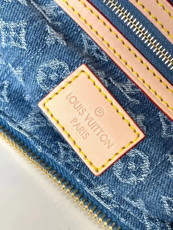 Louis Vuitton Keepall Bandouliere 45 Blue Denim