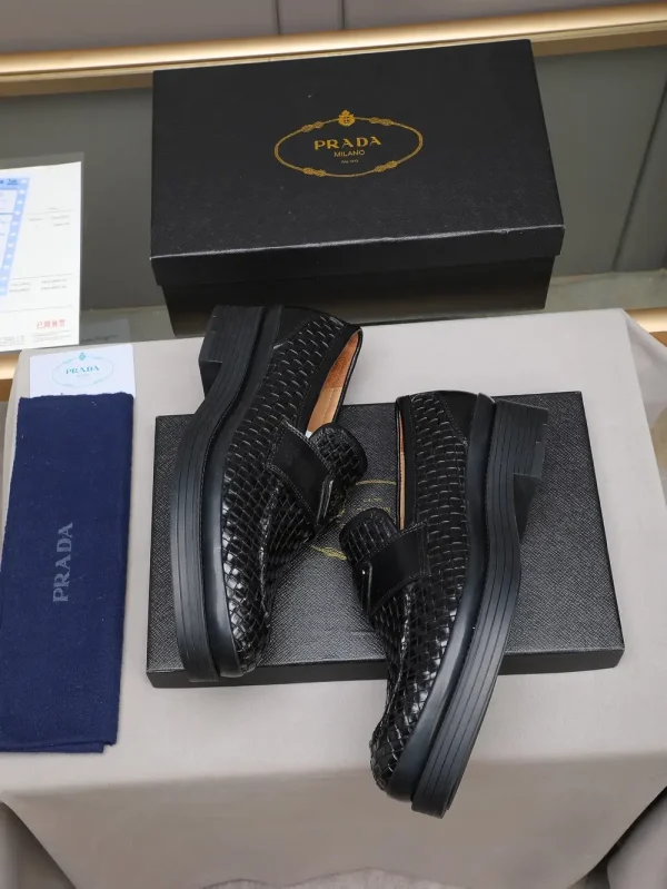 Luxearchive Leather Loafer - Midnight Black