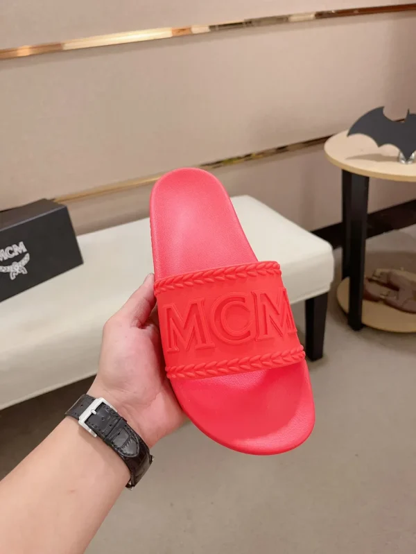 MCM Big Logo Rubber Slides Lightweight Non-Slip