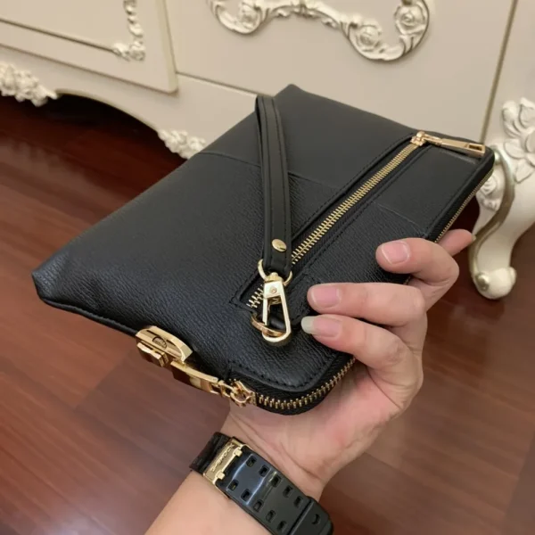 Versace La Medusa Men's Black Leather Clutch